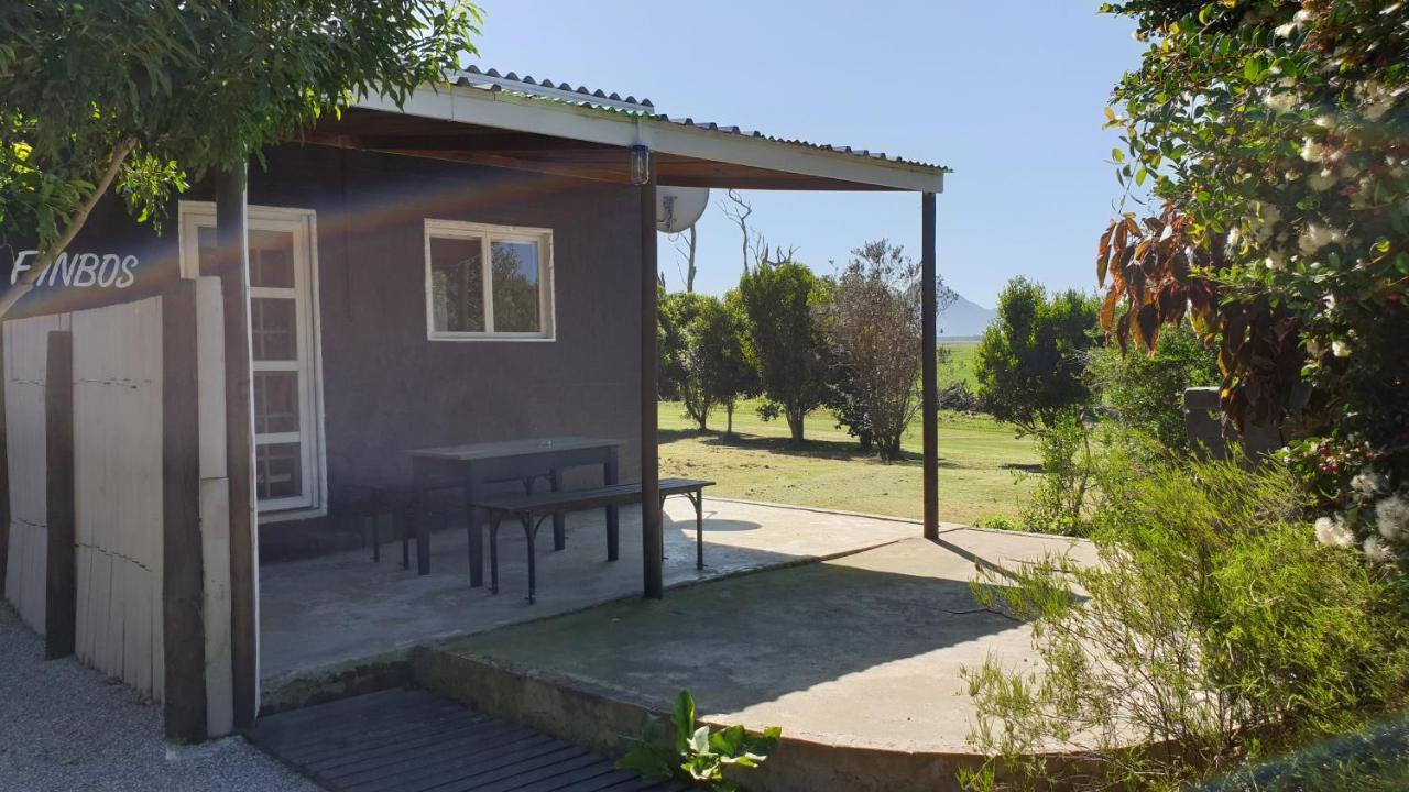 Beyond Urban Cottages Stormsrivier Esterno foto