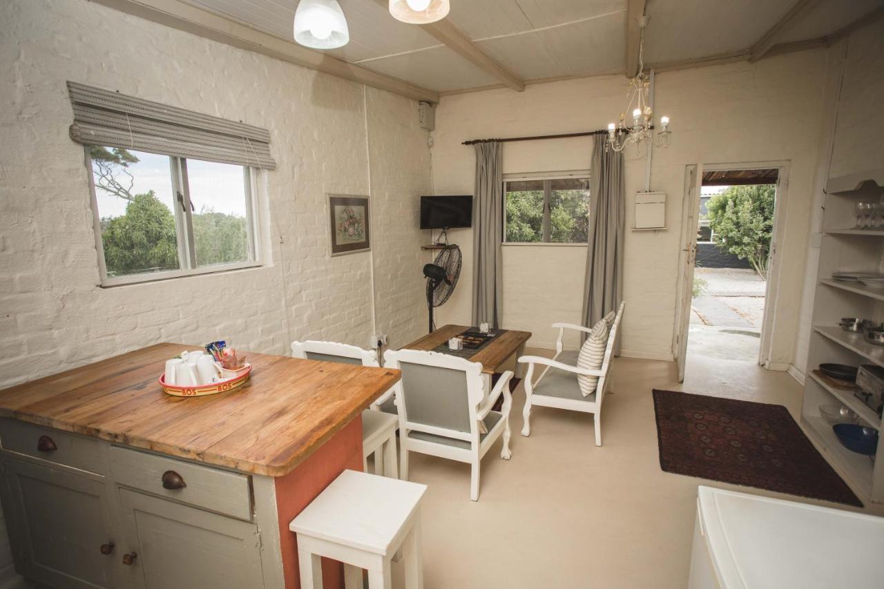 Beyond Urban Cottages Stormsrivier Esterno foto